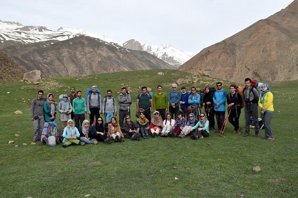 قله تاجکوه - اردیبهشت ماه